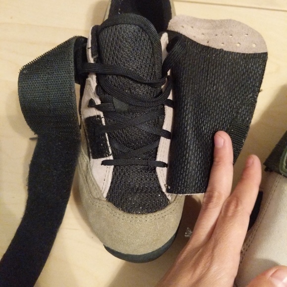 SPINNING Spin Shoes With SPD Clips - Picture 5 of 6